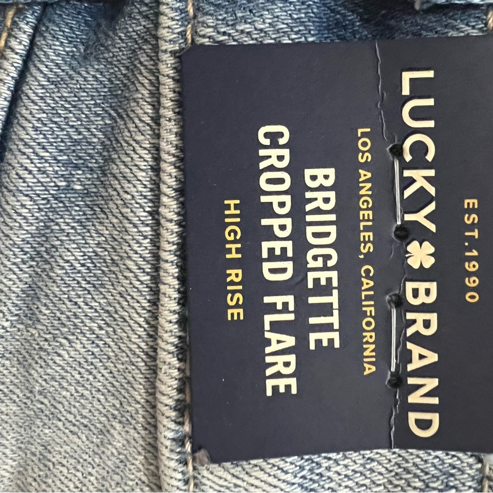Lucky Brand Women’s Light Blue Cropped Flare Jeans